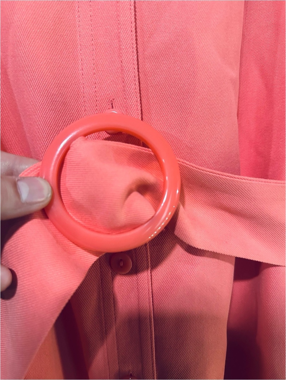 Vintage 100%Silk Bloomingdale’s Costal Button Down Dress With Cinch Belt — image 7 of 7